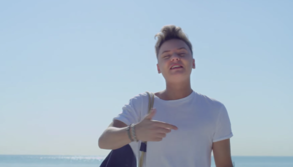 Conor Maynard, Talking About: testo, traduzione e video ufficiale