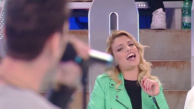 Amici 2015: gli “strani” legami tra Emma, Elisa, Davide, Francesco Renga e Briga