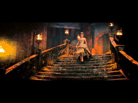 Disney’s INTO THE WOODS | Clip | On The Steps Of The Palace