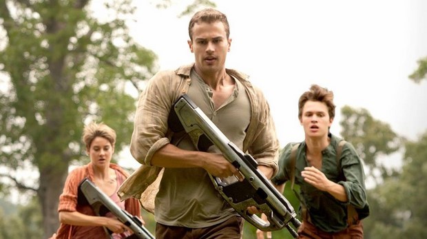 Insurgent: prime due clip in italiano del sequel di Divergent
