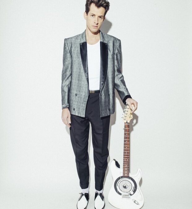 Mark Ronson: “Quando una canzone racconta una storia è molto più interessante”