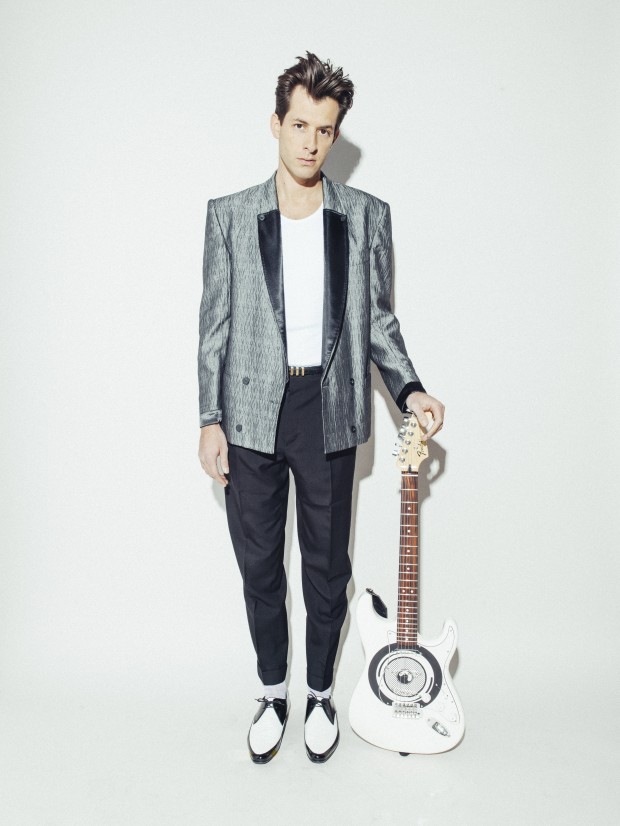 Mark Ronson: “Quando una canzone racconta una storia è molto più interessante”