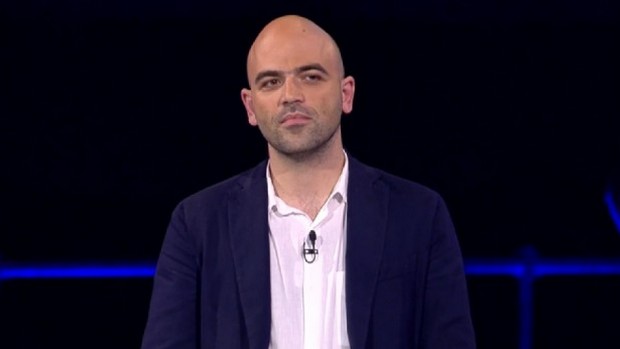 Servizio Pubblico, puntata stasera 5 marzo 2015: Saviano ospite di Santoro