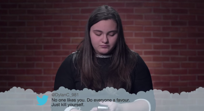 Mean Tweets contro il bullismo: non è tv. Ma dovrebbe diventarlo (Video)