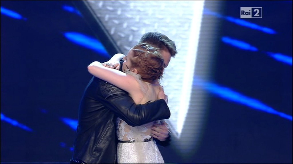 The Voice of Italy 3 – live show 29 aprile – Facchinetti jr si tatua, esibizioni
