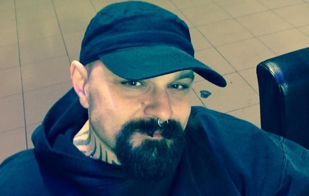 99 Posse a Giorgia Meloni: “Se sei fascista, devi penzolare!”