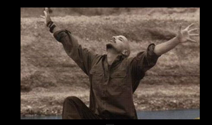 Alex Baroni, il ricordo dei cantanti e degli amici a 13 anni dalla sua morte