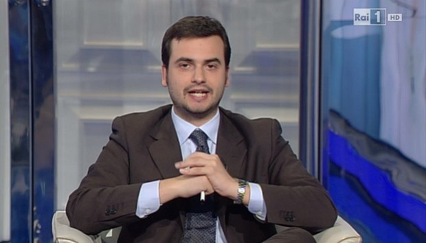 Sibilia (M5S) contro Servizio Pubblico: “La tv fa schifo”
