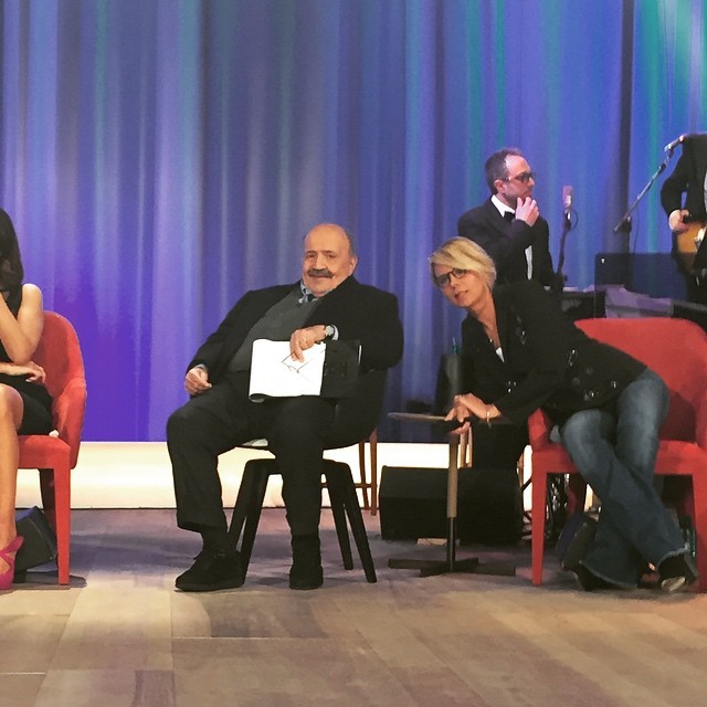 Ospiti tv domenica 12 aprile 2015: Maria De Filippi, Sabrina Ferilli, Mara Venier
