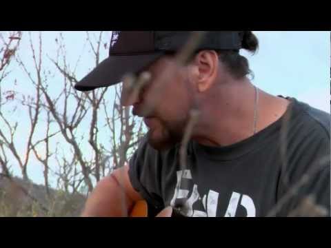 Eddie Vedder, Unthought Known: testo, traduzione e video