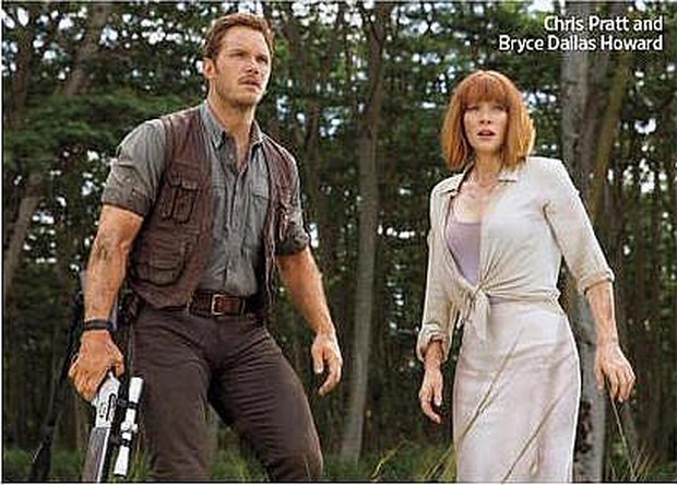 Jurassic World: poster mosasaurus e nuove immagini