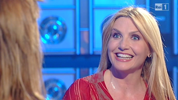 Ospiti tv sabato 18 aprile 2015: Cuccarini, Bonolis, Venditti