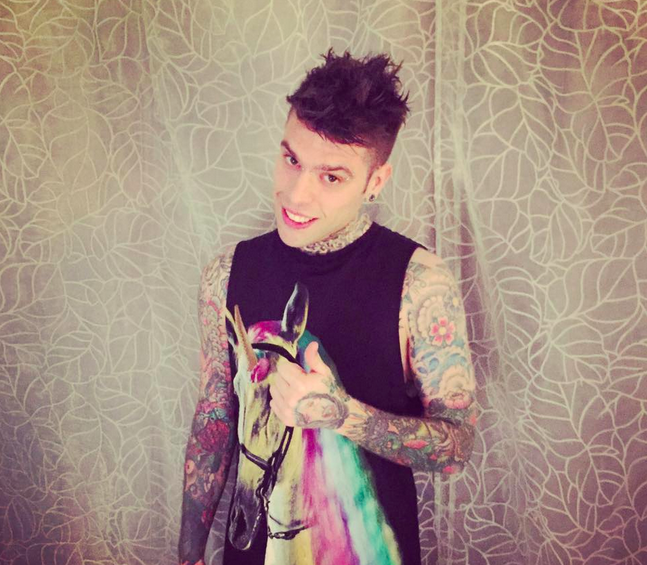 Le Iene, Fedez conduttore il prossimo 16 aprile