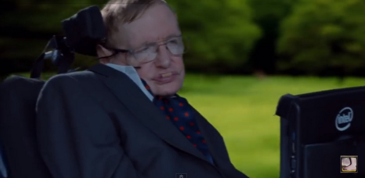 Stephen Hawking: “In un universo parallelo, Zayn non ha lasciato i One Direction”