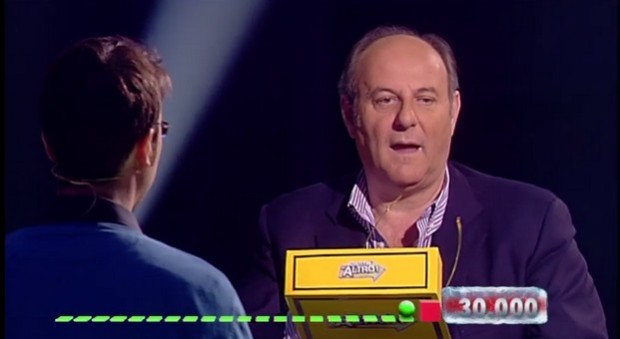 Avanti un altro, concorrente perde 30 mila euro per ‘colpa’ di Gerry Scotti? La replica