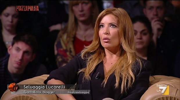Selvaggia Lucarelli a Blogo: “AnnoUno? Ne stiamo parlando. Segni di distensione per il veto Mediaset”