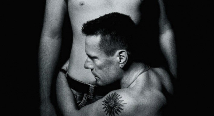 Russia contro Apple: “L’album gratis degli U2 è propaganda omosessuale!”