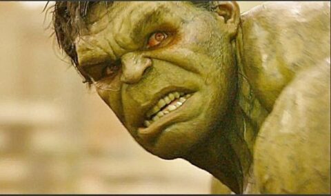 Avengers 2:  Hulk doveva diventare grigio nella scena con Hulkbuster