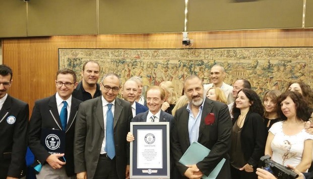 Sereno variabile nel Guinness World Records: premiato Osvaldo Bevilacqua per i 36 anni del programma (VIDEO)