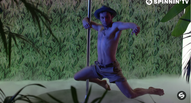 Martin Solveig e GTA, Intoxicated: testo, traduzione e video ufficiale