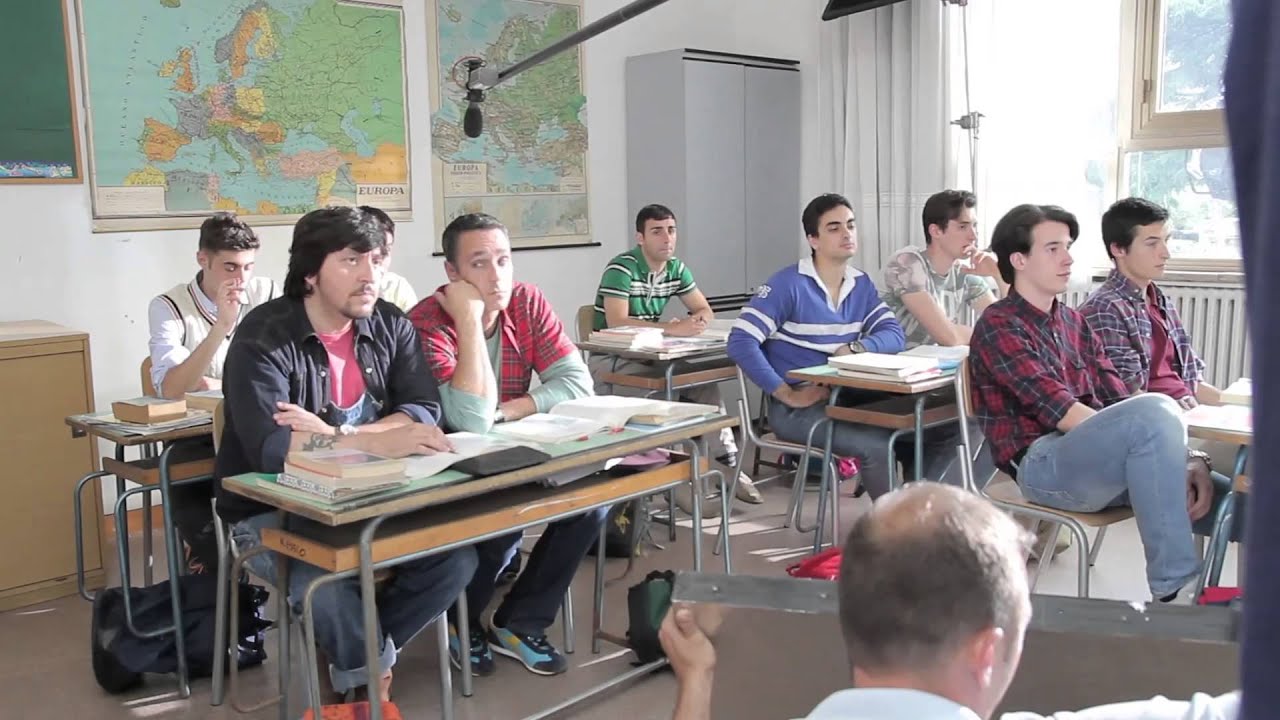 Torno Indietro E Cambio Vita – Clip Backstage: Amici