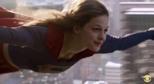 Supergirl, la Cbs cerca di inseguire la moda dei supereroi affidandosi a Greg Berlanti