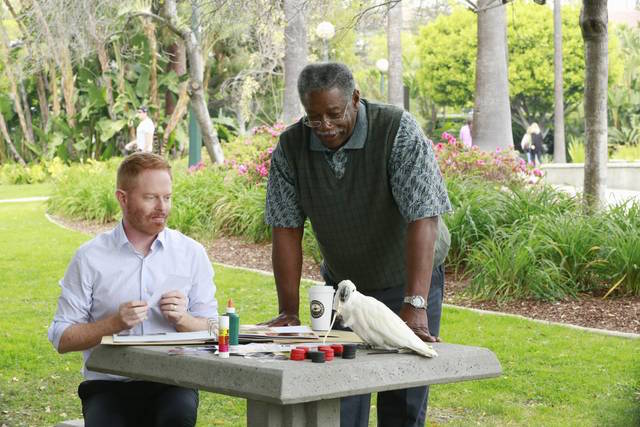 Ascolti Tv Usa 17-22 maggio: sale 2 Broke Girls, bene The Night Shift, calano Modern Family e Game of Thrones