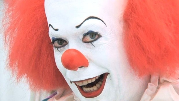 It: 21 curiosità sulla miniserie tv horror con Tim Curry alias Pennywise