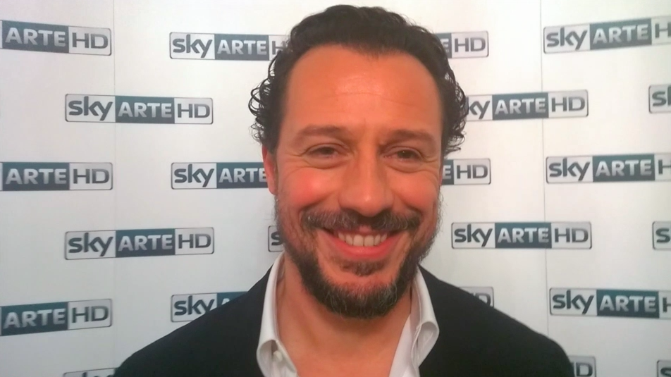 Parole che restano, Stefano Accorsi a Blogo: “Qual è il libro della vostra vita?” (Video)