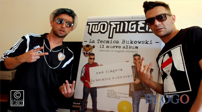 Two Fingerz, La Tecnica Bukowski: la presentazione in conferenza stampa