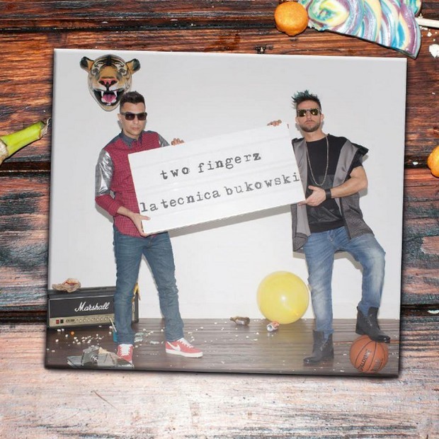 Two Fingerz: La tecnica Bukowski è il titolo del nuovo album