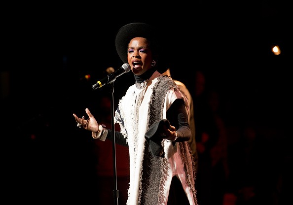 Lauryn Hill canta Feeling Good in omaggio a Nina Simone (Testo e audio)