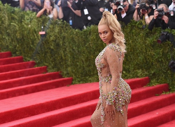 Beyoncé e il grande annuncio: “Sono vegana”. Le reazioni più divertenti su Twitter