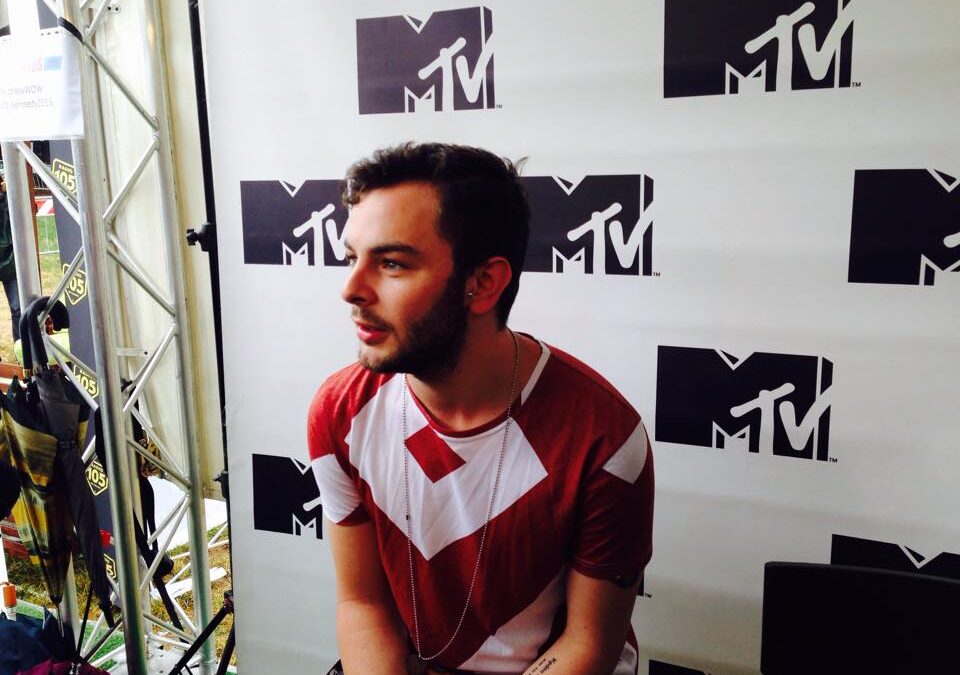 Mtv Awards 2015, Lorenzo Fragola: “#FuoriC’èIlSole nuovo singolo, sono gasatissimo”