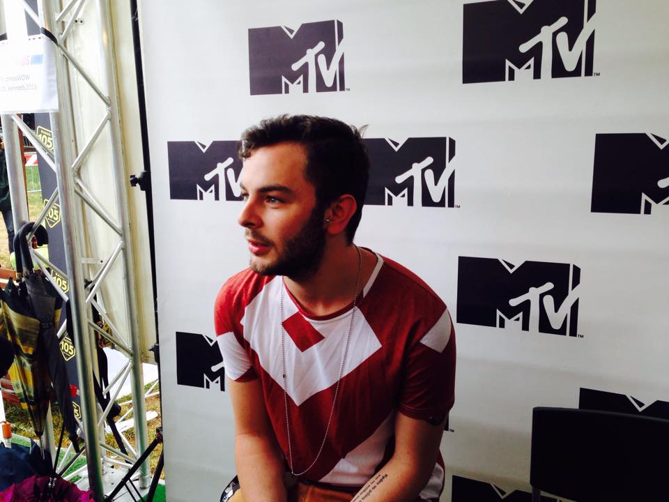 Mtv Awards 2015, Lorenzo Fragola: “#FuoriC’èIlSole nuovo singolo, sono gasatissimo”