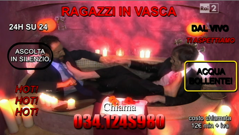 Razzo Laser, Rocco Tanica si droga di nonsense anni Novanta. E la Rafanelli fa la Raffaele.