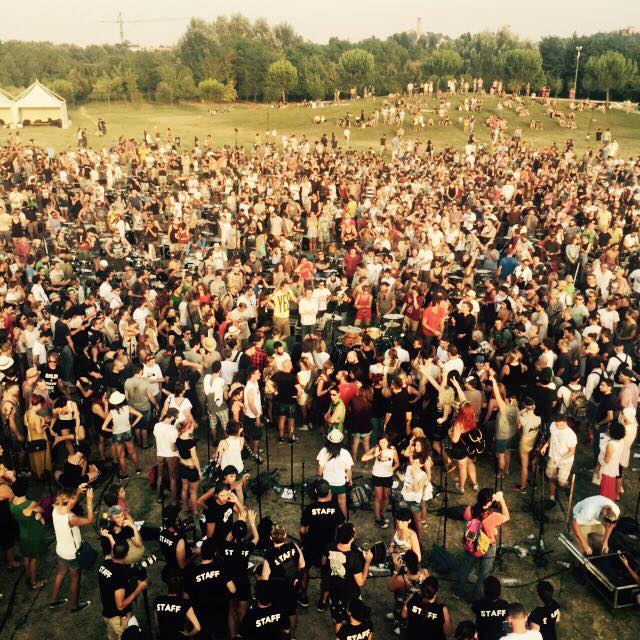 Rockin’ 1000 a Cesena per i Foo Fighters: il racconto di due musicisti