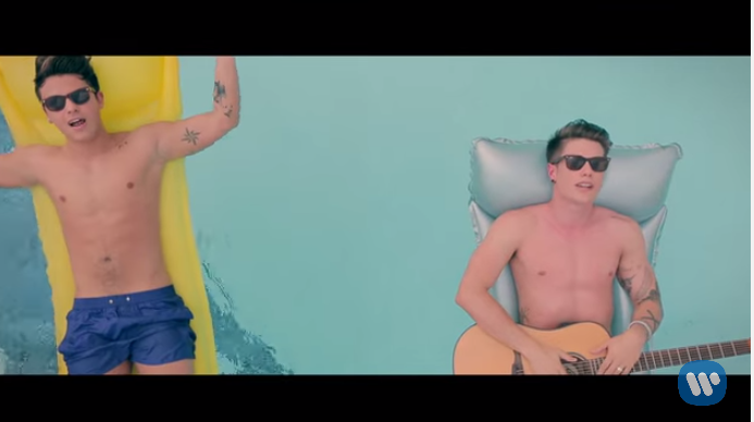 Benji e Fede, Tutta d’un fiato: testo e video ufficiale