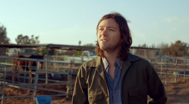 Family of the Year, Hero: testo, traduzione e video ufficiale