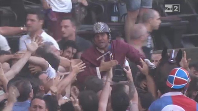 Palio di Siena 2 luglio 2015: vince la Torre