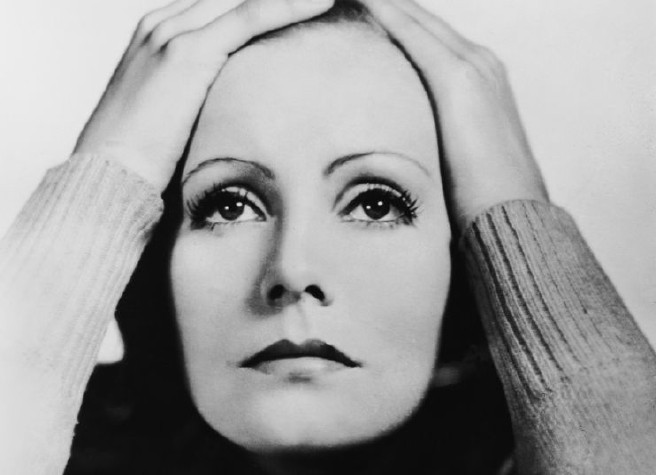Greta Garbo censurata su Wikie Radio, Radio 3 Rai, per più vizi, e per una pura formalità