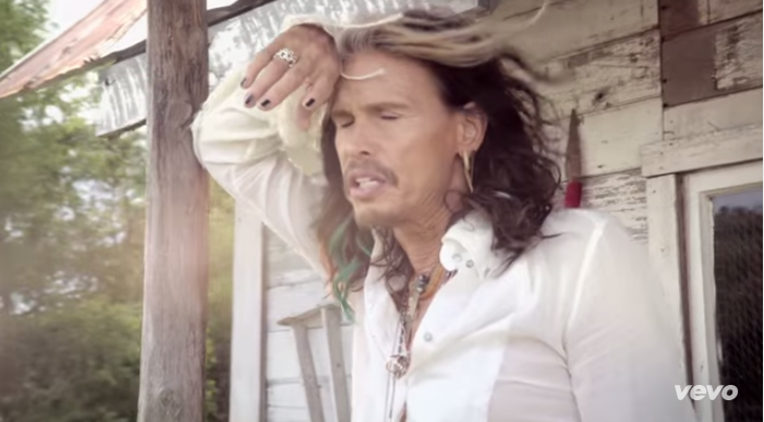 Steven Tyler – Love Is Your Name: testo, traduzione e video ufficiale