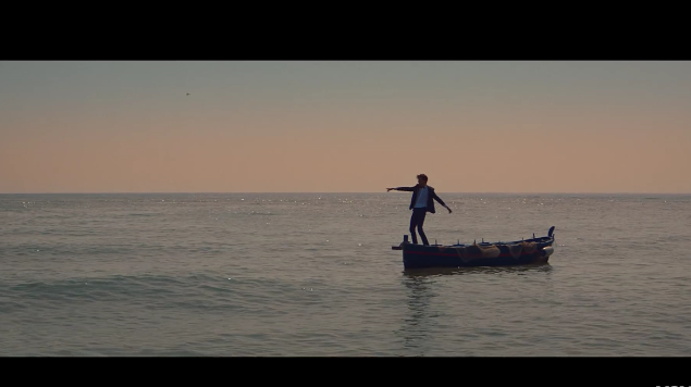 Mika, Staring At The Sun: testo, traduzione e video ufficiale
