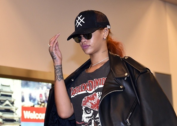 Rihanna alla ricerca della hit in classifica per il nuovo album