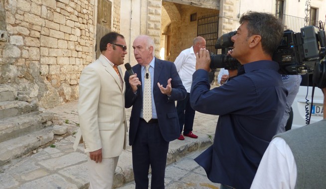 Scene da un matrimonio torna su Mediaset nel 2021?
