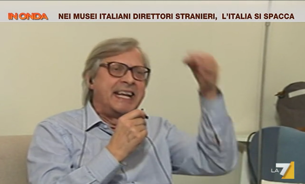 In Onda, Vittorio Sgarbi si infuria e abbandona lo studio (VIDEO)