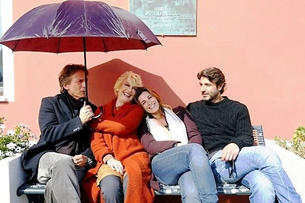 Stasera in tv, 3 agosto 2015: Un’altra vita, Voyager, Il Circo