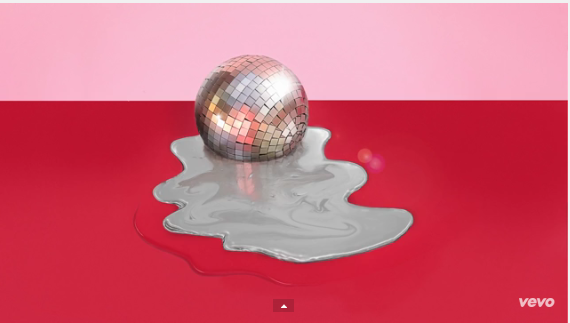 Carly Rae Jepsen, Warm Blood: testo, traduzione e audio