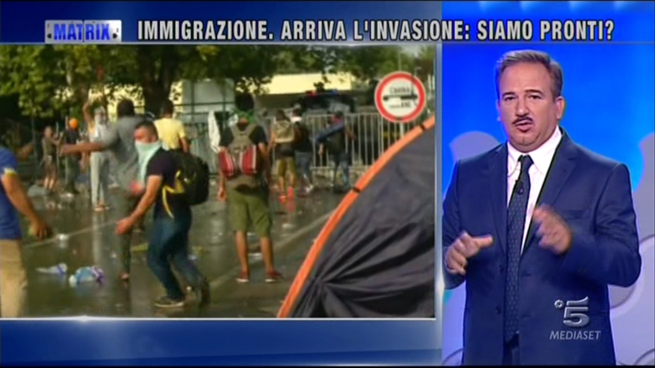 Matrix 2015, l’invasione del populismo: nel “servizio pubblico” di Telese le parole valgono più di mille immagini
