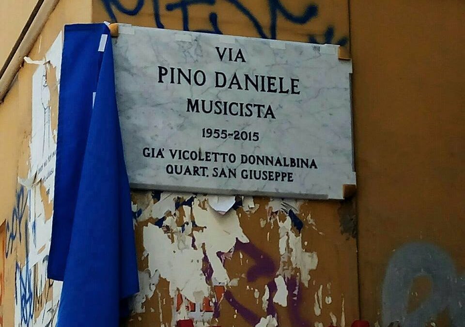 Pino Daniele, a Napoli la prima strada dedicata al cantautore